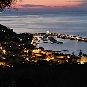 https://alta-marina.it-tuscanyhotel.com